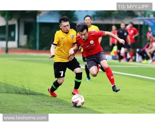 洲际杯精彩回顾:北京足球队默契配合展现团队实力与战术智慧