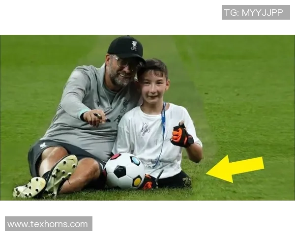 美国足球明星与球迷的激情互动与共同成长之路