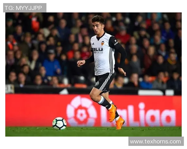 足球明星11号Ferran的崛起与传奇之路揭秘